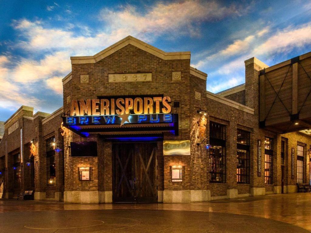 Ameristar Casino Hotel Kansas City Ngoại thất bức ảnh