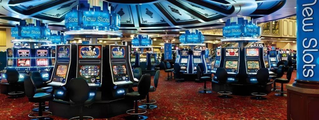 Ameristar Casino Hotel Kansas City Ngoại thất bức ảnh