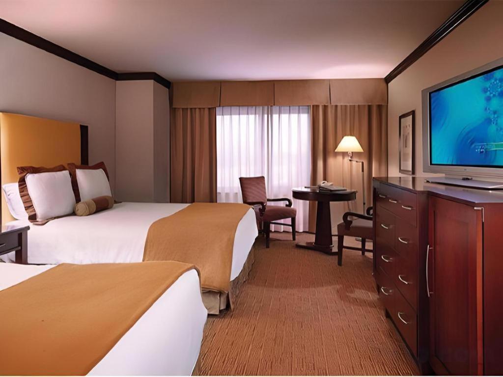 Ameristar Casino Hotel Kansas City Ngoại thất bức ảnh